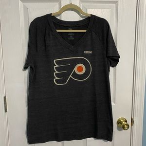 Women’s Philly Flyers VNeck Tshirt XXL